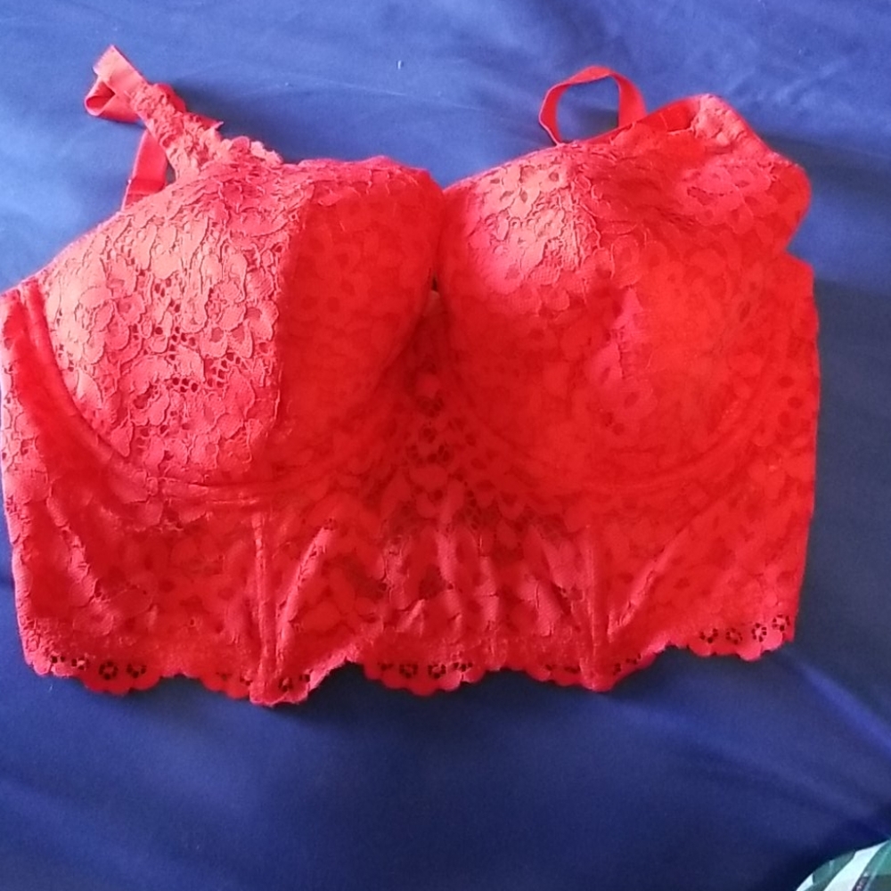Sexy red lace Victoria's secret bra